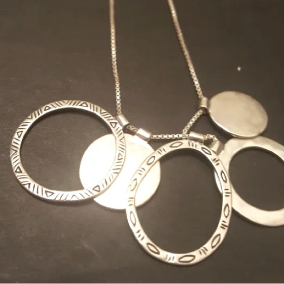 Silpada Vintage Rare Sterling Silver Varied Circles Necklace - Picture 11 of 15